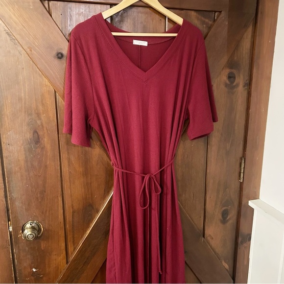 Chic Soul Shirt Dress in Burgundy with Tie Plus Size - Picture 4 of 12
